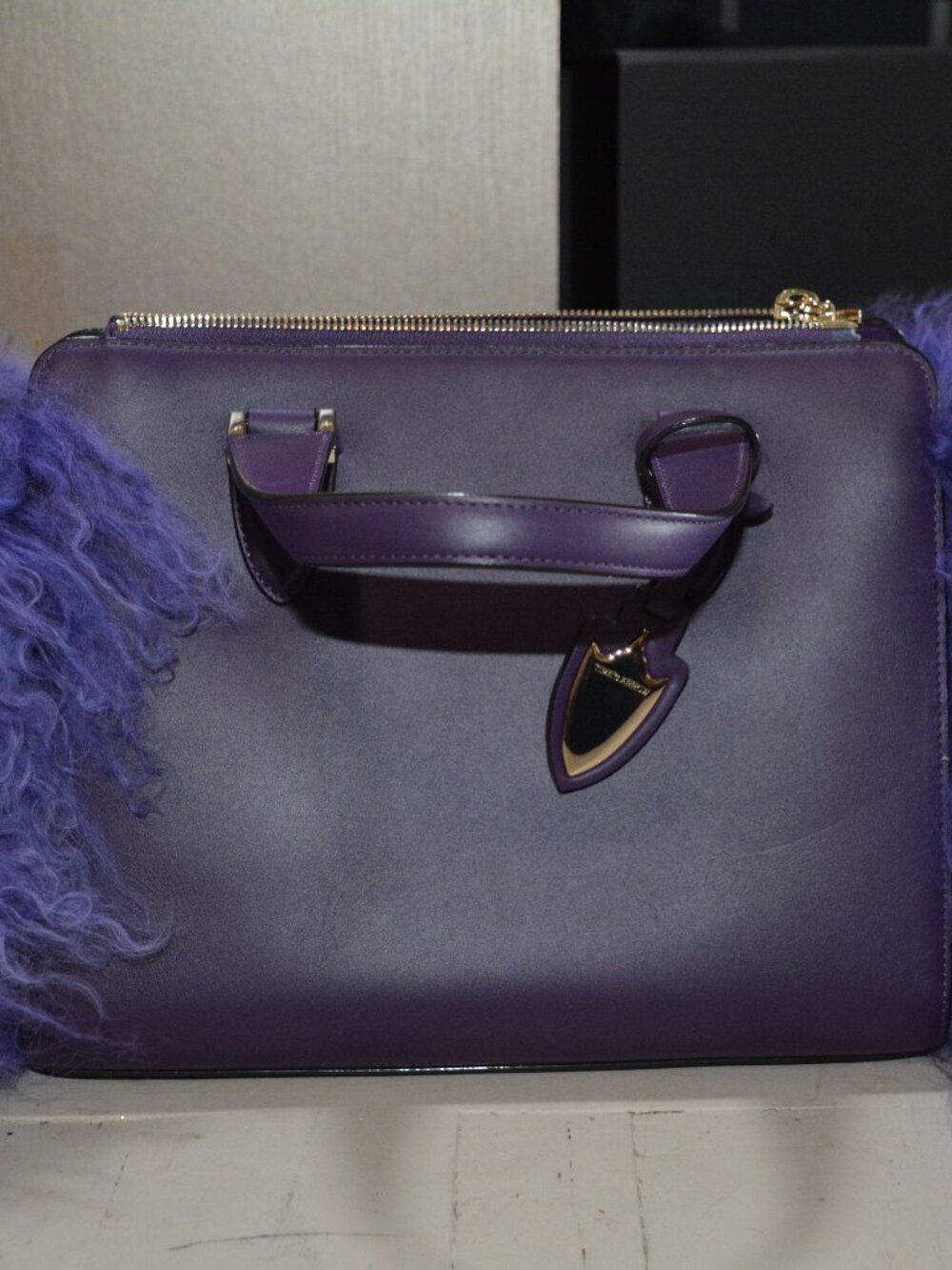 Time's Arrow Women's Chloe Mini Tote with Fur - Picture 2 of 3